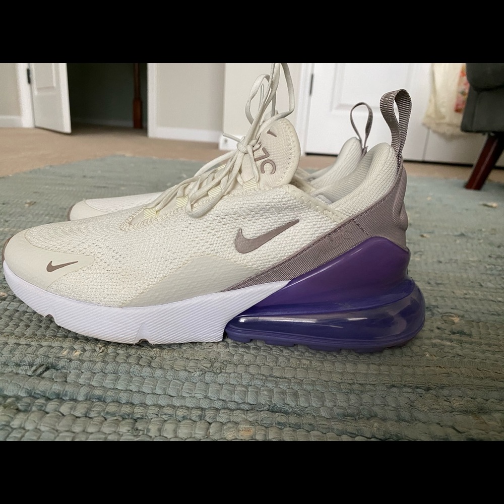 Nike Air Max 270